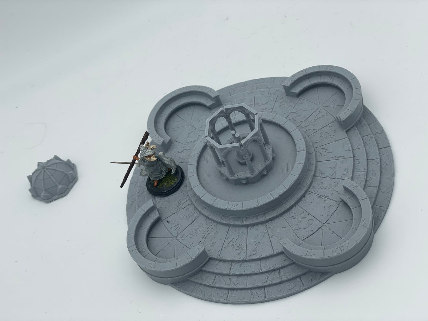 Photo de produit Tabletop 28mm The Printing Goes Ever On (TPGEO) 0 : Fontaine A Ivory City - Fontaine Royaume de Gonthan