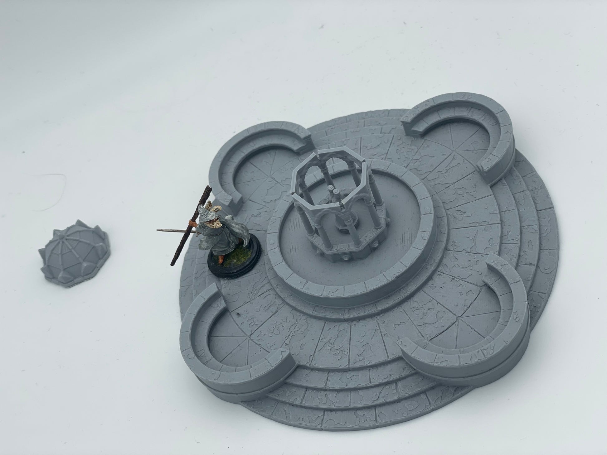 Photo de produit Tabletop 28mm The Printing Goes Ever On (TPGEO) 0 : Fontaine A Ivory City - Fontaine Royaume de Gonthan
