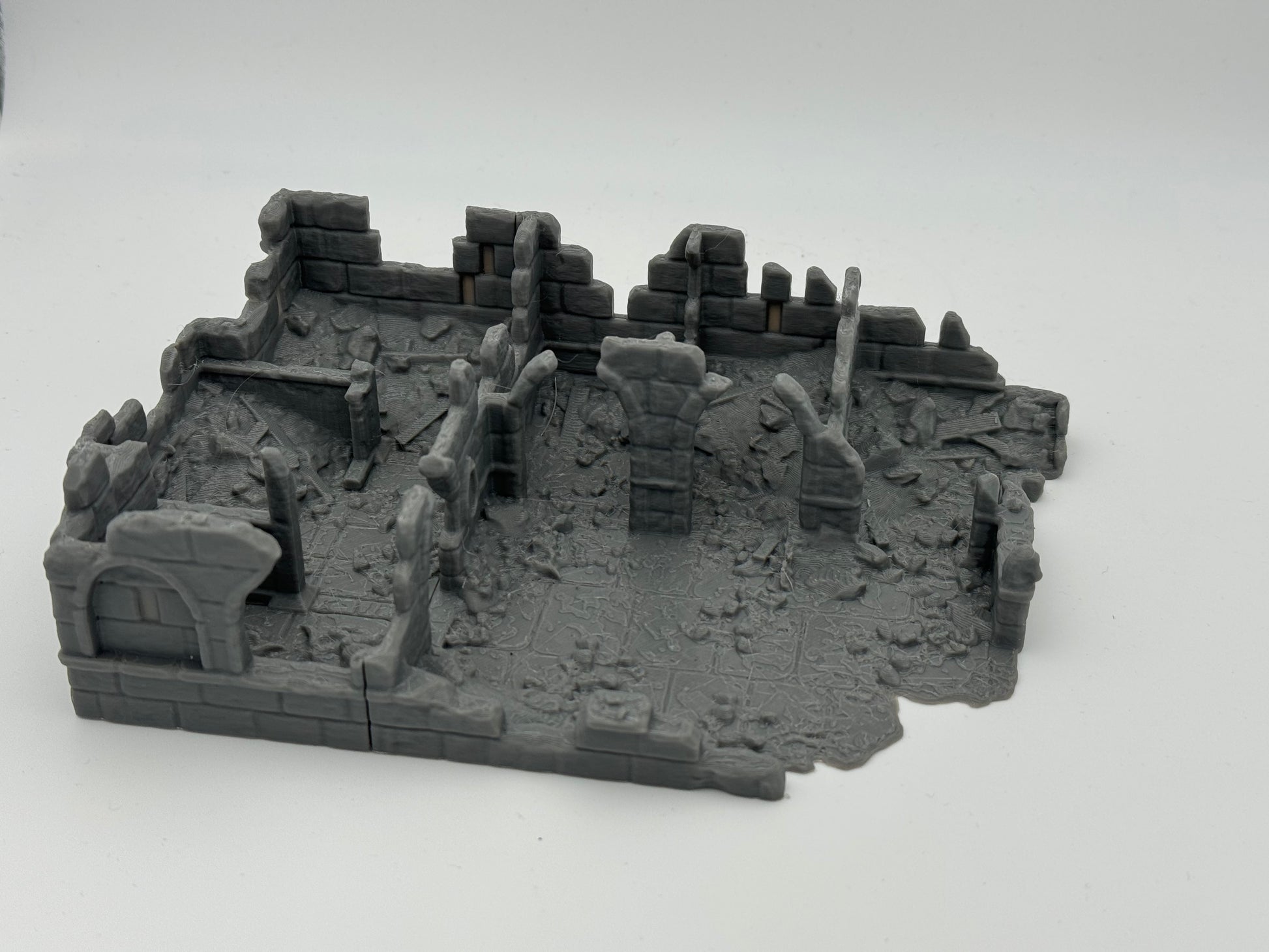 Photo de produit Tabletop 28mm The Printing Goes Ever On (TPGEO) 0 : Ruines d'écuries Ivory City - Bâtiment du royaume de Gonthan - Terrain de Table Ruines d'écuries