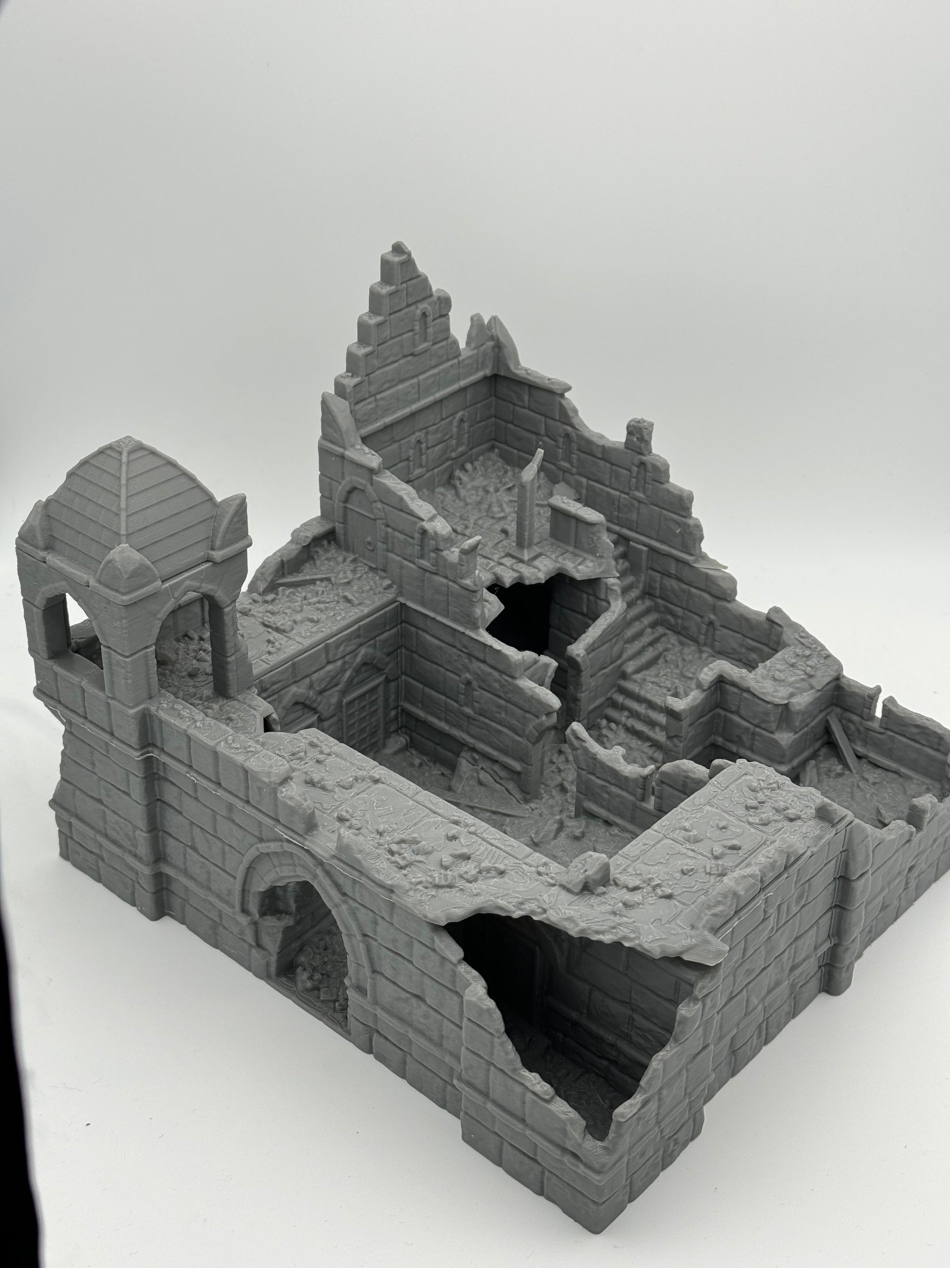 Photo du produit Tabletop 28mm The Printing Goes Ever On (TPGEO) 0 : Ruines de la caserne Ivory City - Bâtiment du royaume de Gonthan - Terrain de table Ruines de caserne