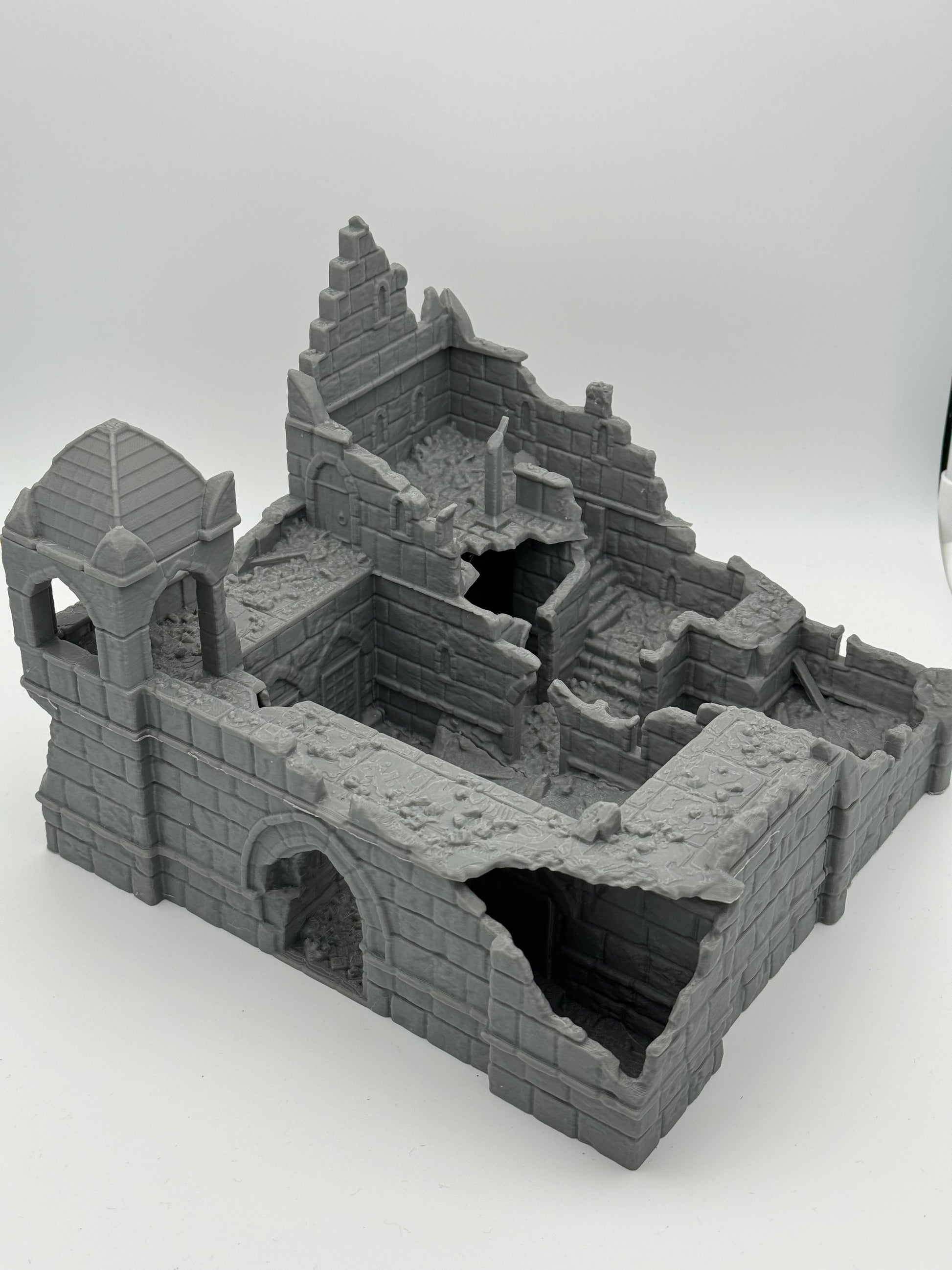 Photo du produit Tabletop 28mm The Printing Goes Ever On (TPGEO) 0 : Ruines de la caserne Ivory City - Bâtiment du royaume de Gonthan - Terrain de table Ruines de caserne