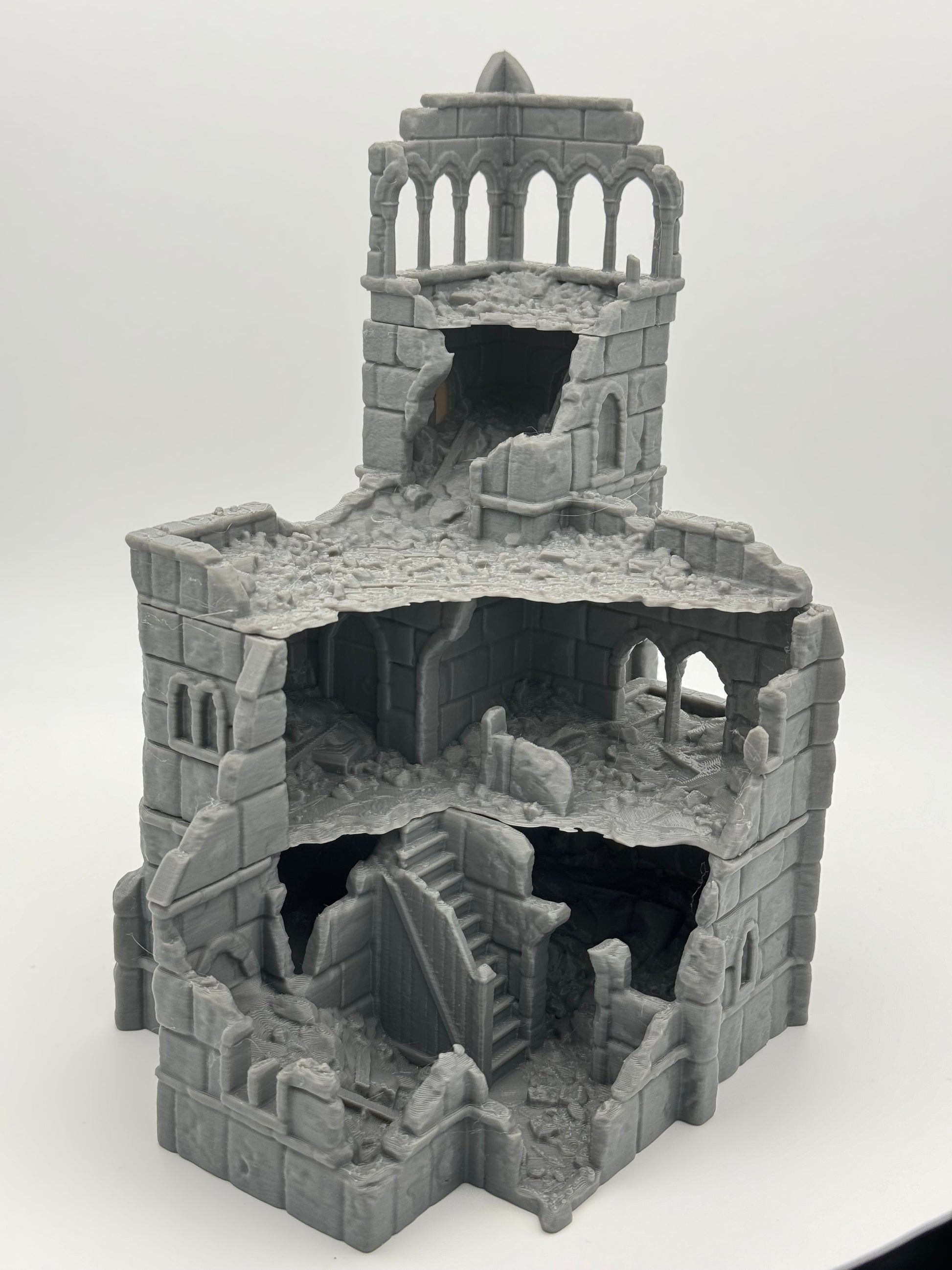Photo du produit Tabletop 28mm The Printing Goes Ever On (TPGEO) 0 : Ruines de la mairie de la ville d'ivoire - Bâtiment du royaume de Gonthan - Terrain de mairie Tabletop