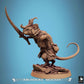Photo du produit Tabletop 28mm Lord of the Print (LotP) 1 : Miniature Tabletop : Guerrier Souris du Peuple des Rongeurs, Lanceur en Charge, Chef/Éclaireur - Charge de Souris (25_07_Q15)