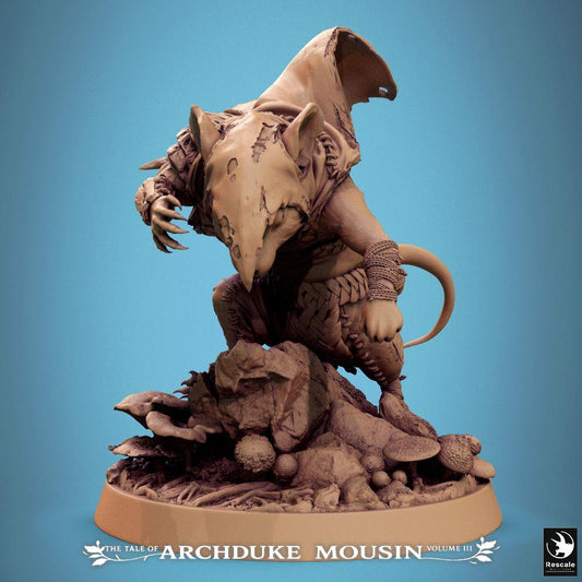 Photo de produit Tabletop 28mm Lord of the Print (LotP) 0 : Miniature Tabletop : Assassin / Tueur à gages des hommes-rats, accroupi et prêt à sauter avec capuche et manteau - Éclaireur de tunnel, coureur des ombres sur socle rocheux scénique (25_07_Q27)