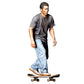 Photo produit de modélisme pour diorama 0 : figurine debout : skateboarder en posture dynamique sur skateboard (réf. n° 530)