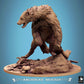 Photo de produit Tabletop 28mm Lord of the Print (LotP) 2 : Miniature Tabletop : Ours de l'horreur / Ours-garou / Monstre ours - Bête des bois, miniature de monstre avec de longues griffes et des crocs, accroupie de manière féline sur une souche d'arbre renversée (25_07_A1)