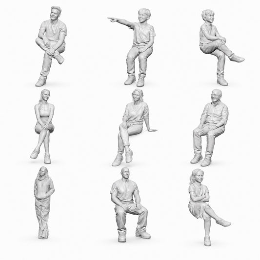 Figurines assises et passants - 9 figurines en résine non peintes, présentées à découvert
