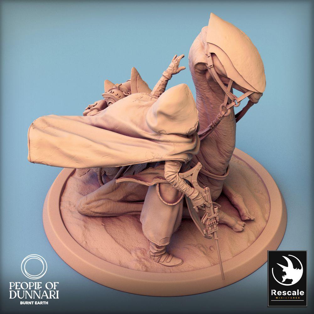 Photo de produit Tabletop 28mm Lord of the Print (LotP) 0 : Figurine Sci-Fi : Nomade du désert et dompteur de bêtes avec monture Sandrunner (Sandstepper), éclaireur avec fusil long (24_03_J2)