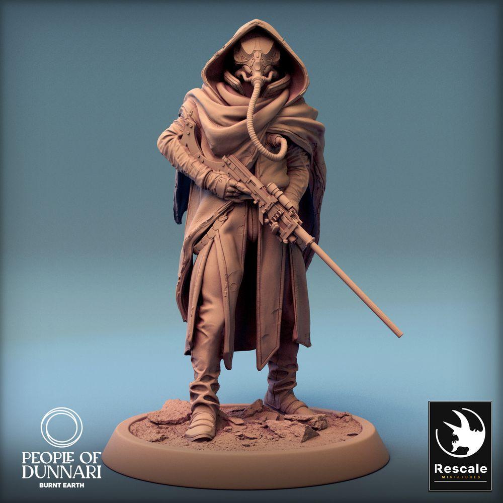 Image du produit Tabletop 28mm Lord of the Print (LotP) 0 : Figurine Sci-Fi : Ranger des Terres Désolées / Tireur d'Élite du Désert, Éclaireur avec Fusil Long et Cape à Capuche - Garde Sandrider Zephyr (24_03_G3)