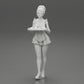 Diorama modélisme photo produit 11 : Miniature diorama : Femme de chambre avec un plateau plein de cupcakes, figurine debout (Ref Nr. A48)