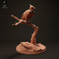 Photo du produit figurine animale Animal Den Miniatures 1 : figurine de rapace : harpie - assise sur une branche (23_06_01)