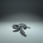 Photo de produit figurine animale Animal Den Miniatures 3 : bébé tortue de mer en train d’éclore (21_12_01)
