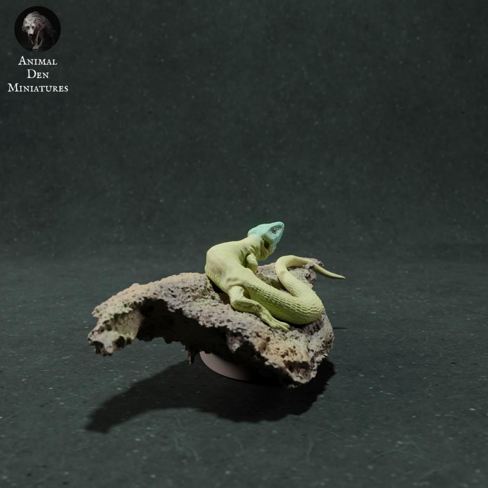 Photo de produit figurine animale Animal Den Miniatures 1 : figurine de reptile : lézard vert (22_11_13)