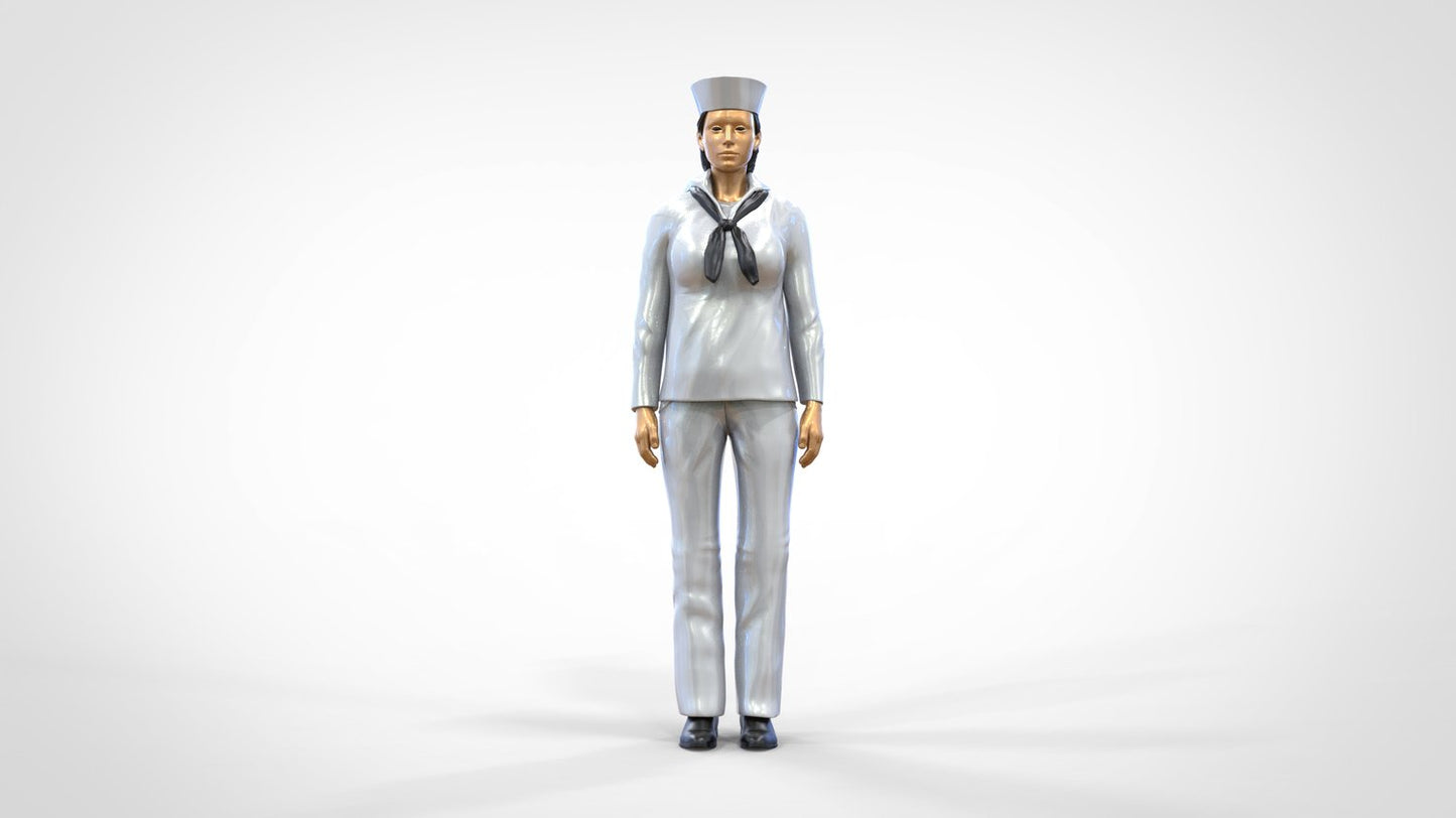 Photo produit 0 : Marin femme : Femme de mer en uniforme se tient en position