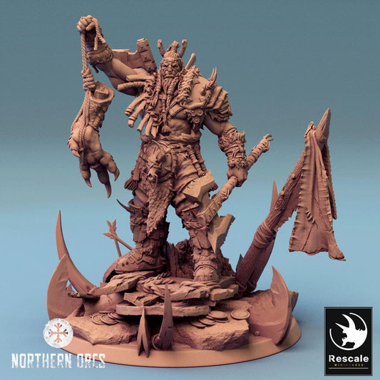 Photo du produit Tabletop 28mm Lord of the Print (LotP) 0 : Miniature Tabletop : Chef Ork Azhrog, Seigneur de guerre et chasseur de trophées avec hache de guerre (24_04_E2)