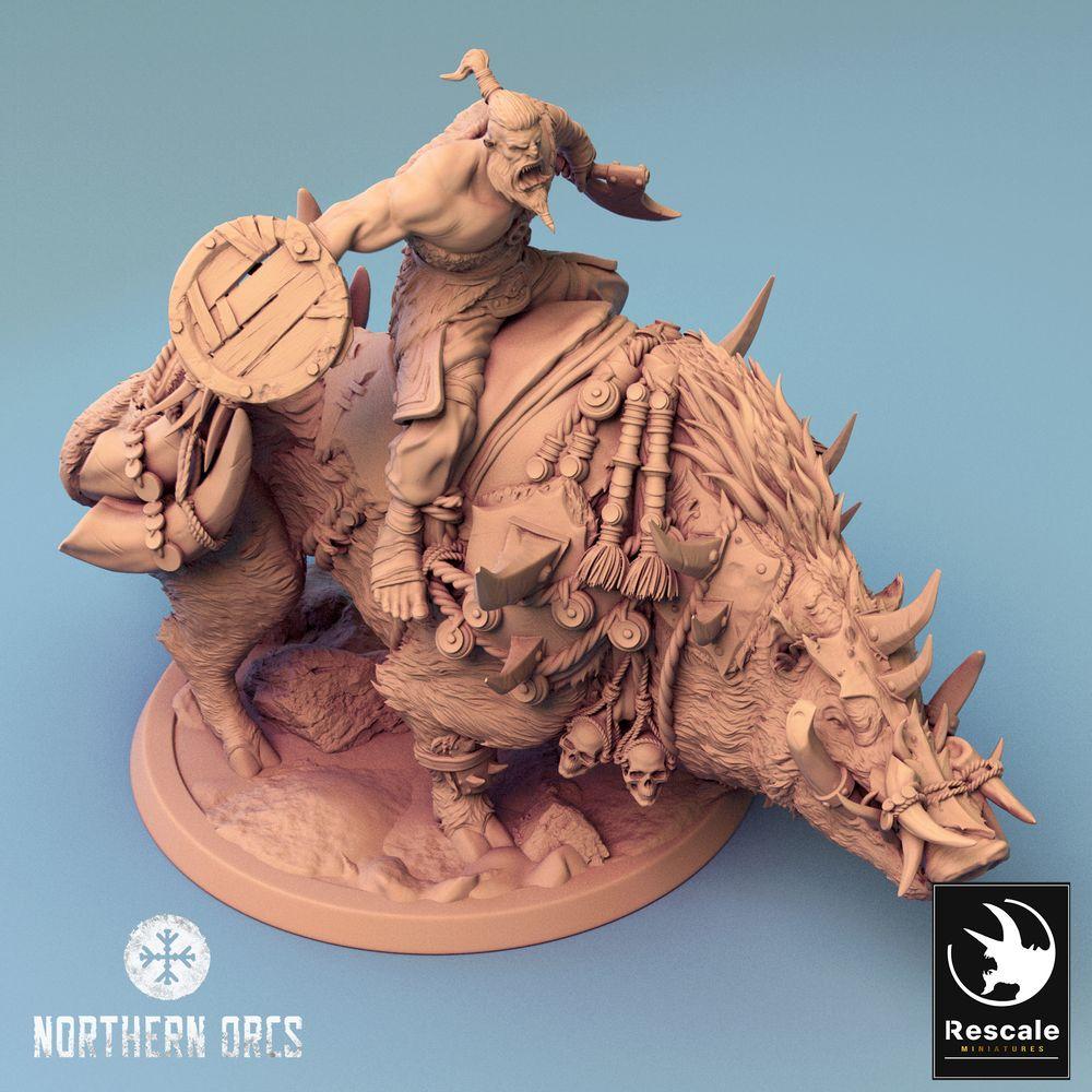 Photo de produit Tabletop 28mm Lord of the Print (LotP) 0 : Miniature Tabletop : Orc Warlord sur Sanglier - Orc Warlord, Cavalier de Sanglier, Bestienreiter avec hache et bouclier rond (24_04_T)