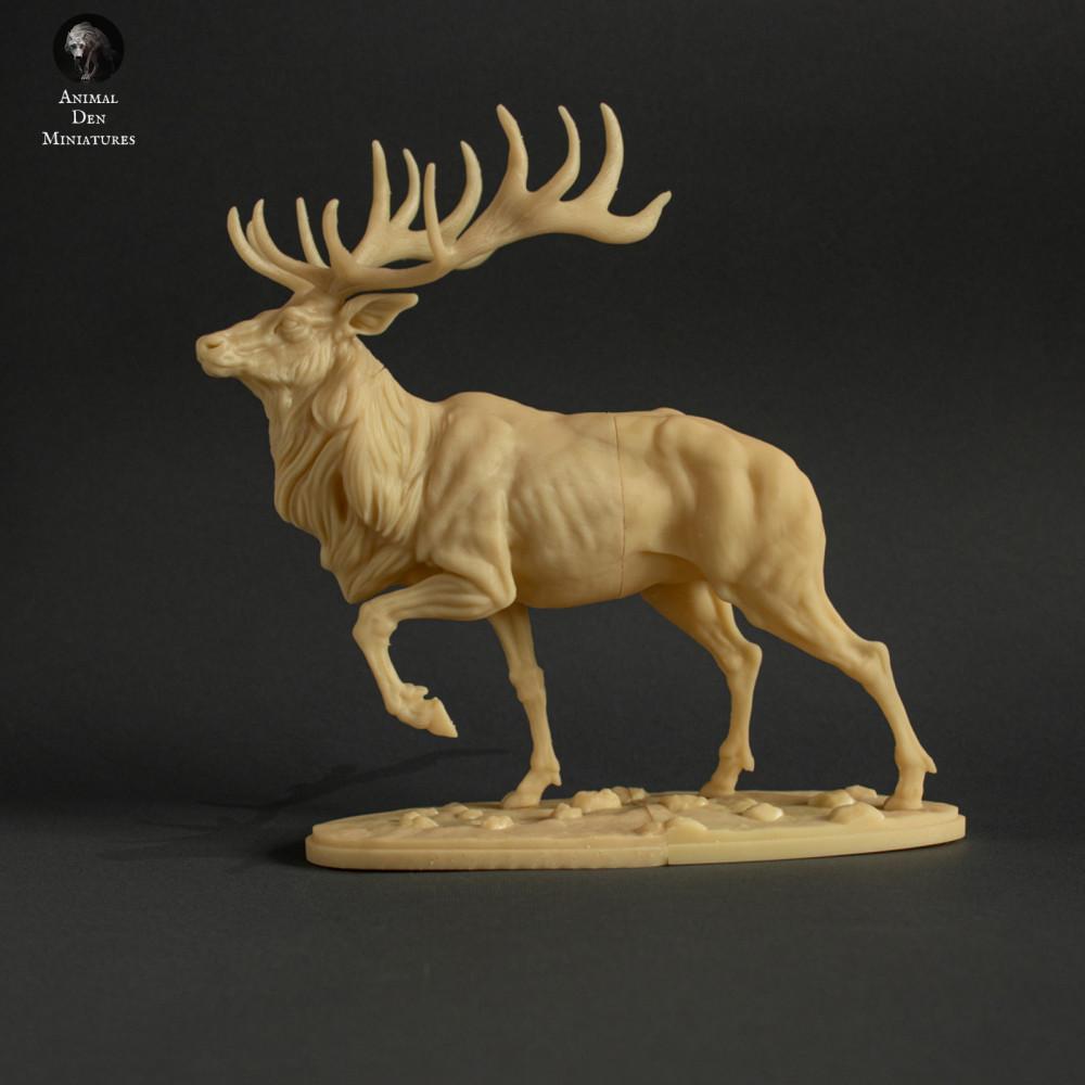 Photo produit figurine animale Animal Den Miniatures 2 : figurine d’animal sauvage : cerf wapiti (22_02_02)
