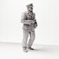 Diorama modélisme photo de produit 4 : Figurine de diorama historique : Conducteur / Contrôleur de billets avec perforatrice, années 1920-1930 (sc09)