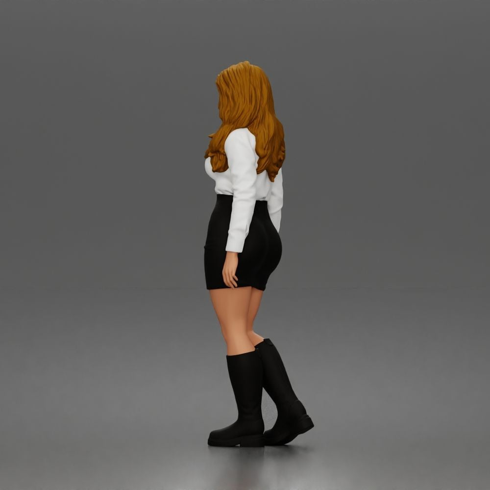 Diorama Modellbau Produktfoto 2: Stehende Figur: Frau mit Hemdbluse, Minirock & kniehohen Stiefeln (a197)