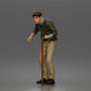 Photo produit de modélisme pour diorama 6 : figurine debout : homme âgé avec canne et pull (a168)