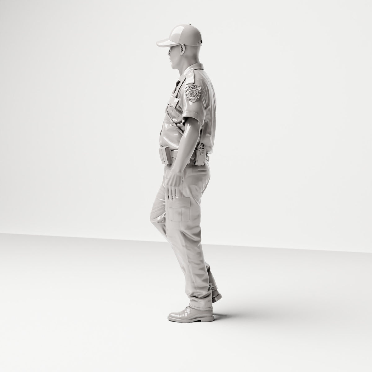 Stehende Figur: Polizist mit Kappe & Dienstgürtel (Ref. Nr. 500) - vollständige Studioansicht 3