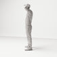 Stehende Figur: Mann mit Händen hinter dem Kopf in Freizeitkleidung (Ref. Nr. 503) - vollständige Studioansicht 3