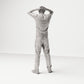 Stehende Figur: Mann mit Händen hinter dem Kopf in Freizeitkleidung (Ref. Nr. 503) - vollständige Studioansicht 4