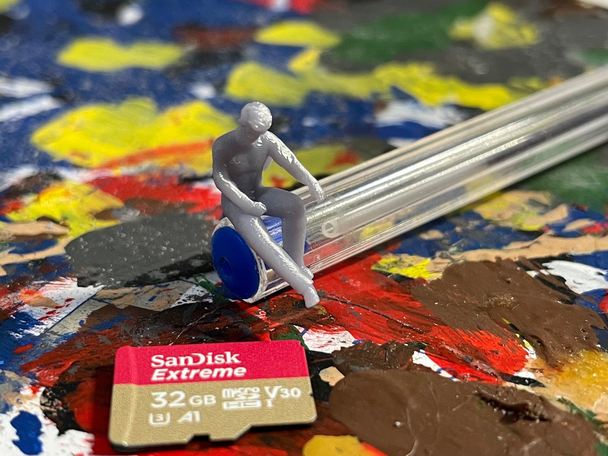 Produktfoto Diorama und Modellbau Miniatur Figur: Zuschauer Set, 60 Figuren 1:87 - H0 / 1:72 - 25mm