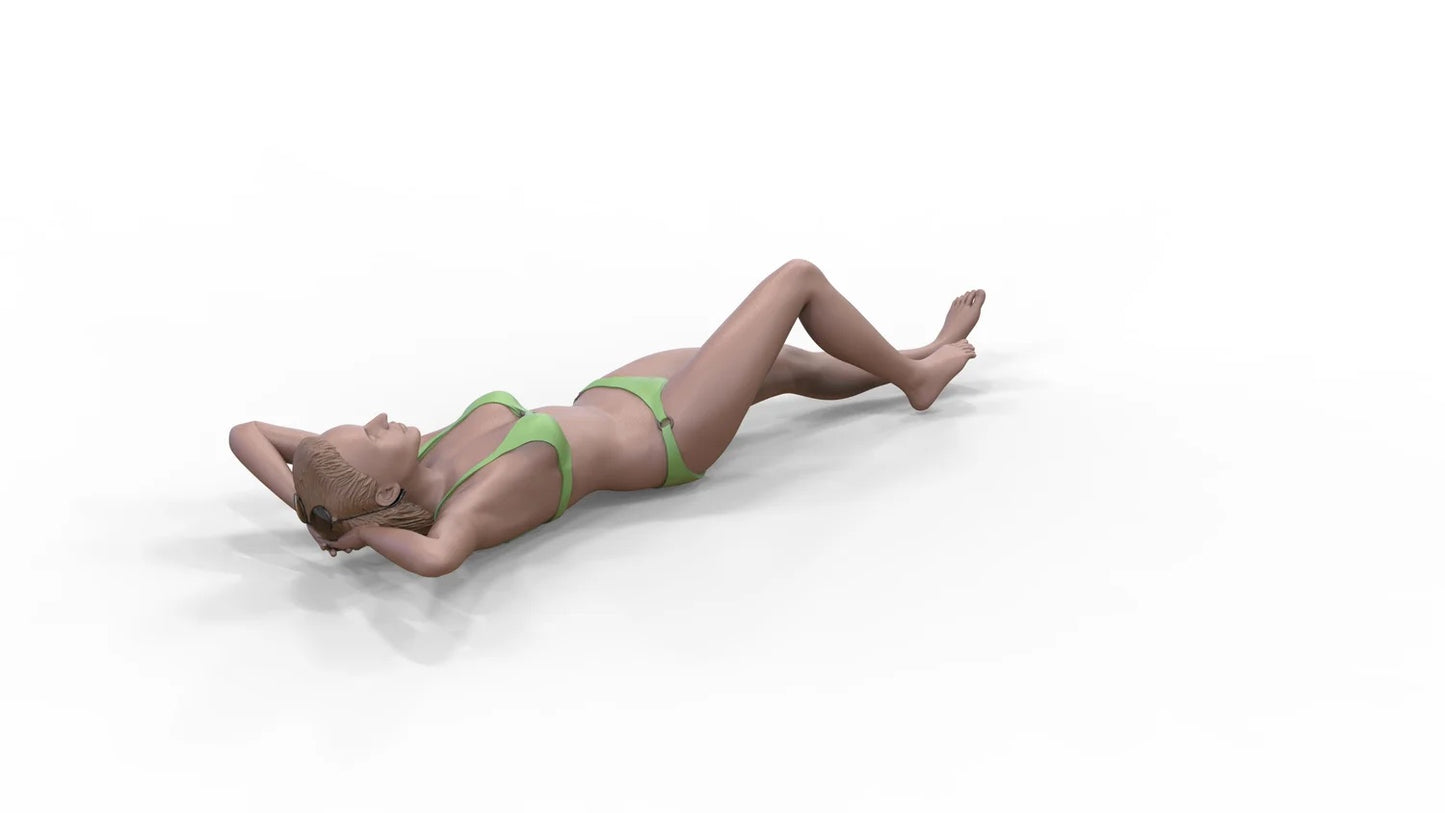 Photo du produit Diorama et modélisme Figurine miniature : Femme à la plage 3